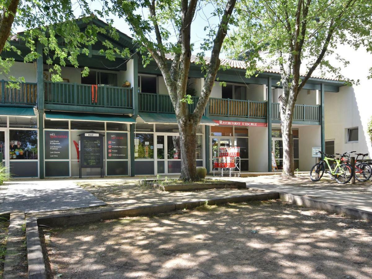 Beautiful Flat With Pool In Moliets Et Maa Apartment Exterior photo